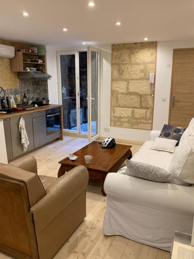 Chambre Avec Salle De Bain Et Cuisine Privee Centre Ville Historique Avec Climatisation Et Patio 보르도 외부 사진