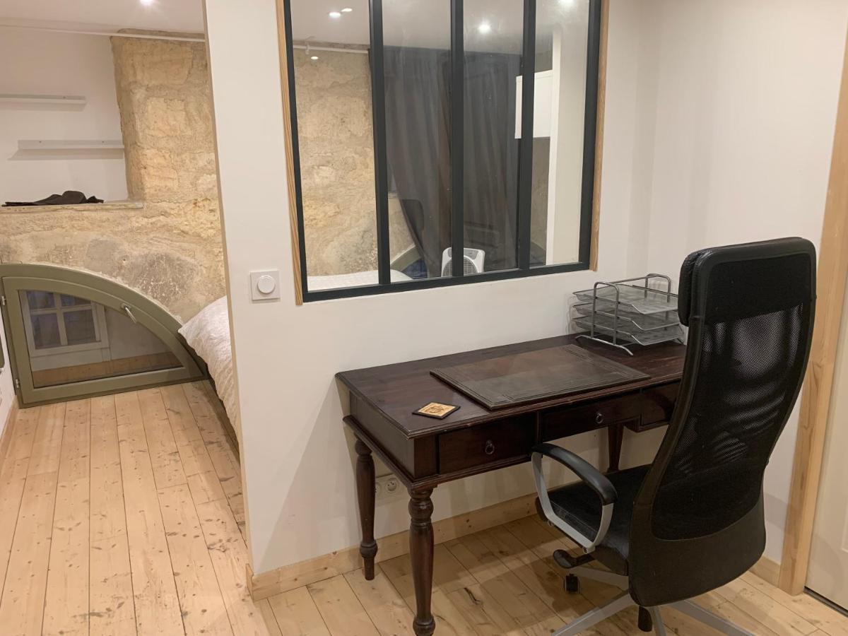 Chambre Avec Salle De Bain Et Cuisine Privee Centre Ville Historique Avec Climatisation Et Patio 보르도 외부 사진